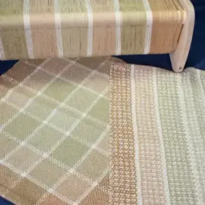 2 washcloths and loom