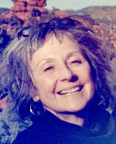 Denise Kovnat Headshot