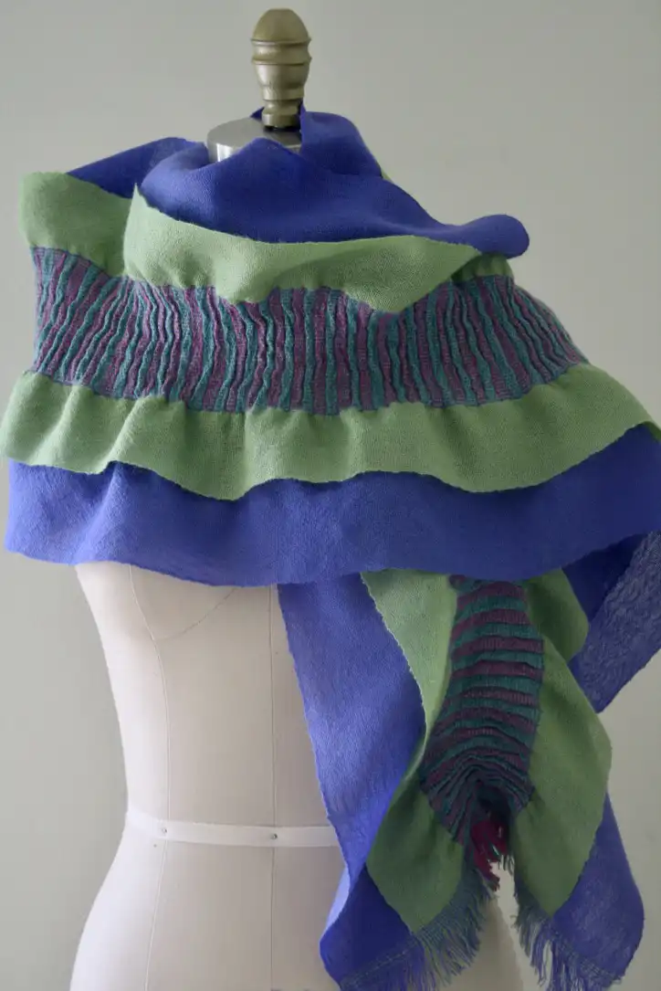 Denise Kovnat Ruffles Scarf on 8 shafts