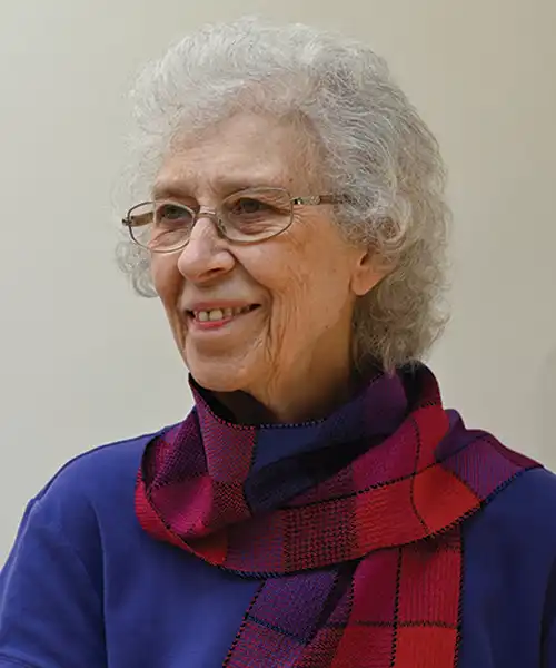 Marcy Petrini headshot