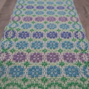May Flowers Runner