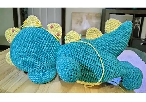 Rexy Spikes sewing on